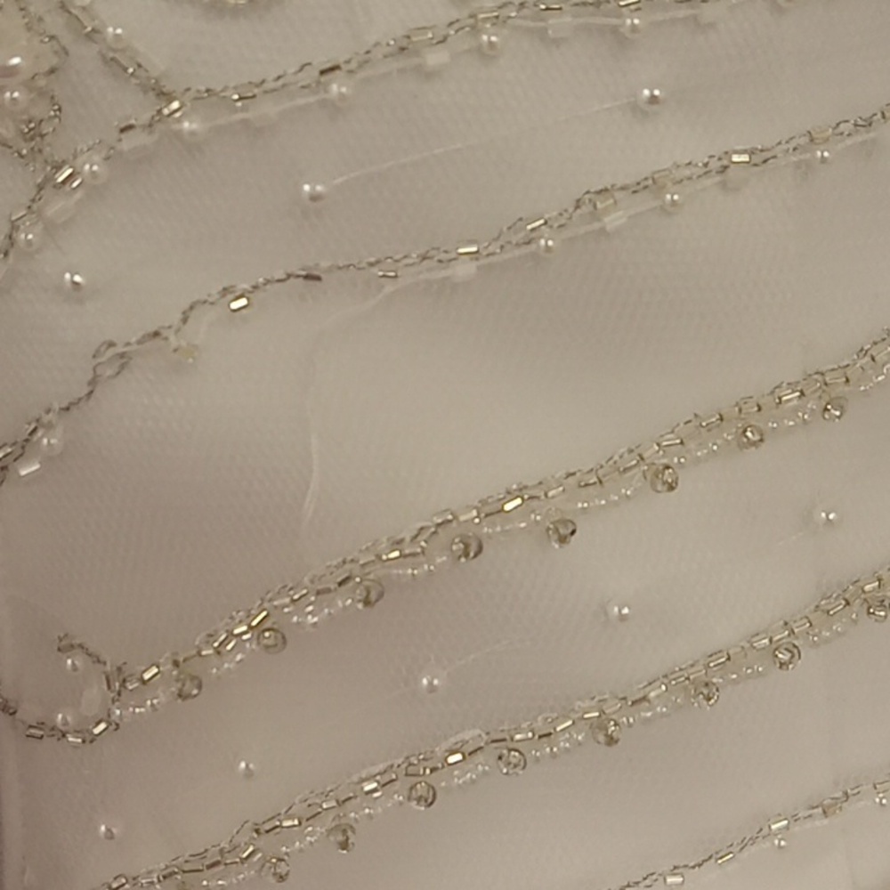 Emerald Bridal Size 8 Wedding Gown - Picture 9 of 15
